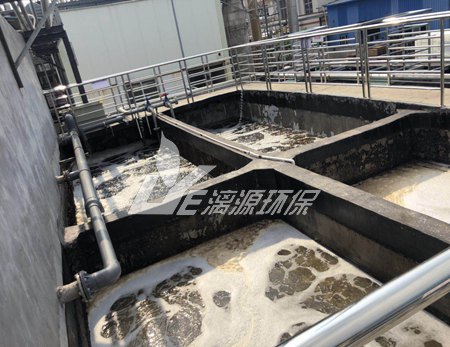 在工業(yè)污水處理中什么叫溶解氧？溶解氧與微生物的關(guān)系如何？